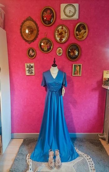 Robe longue bleue à manches courtes col V vintage années 70 taille 34/36