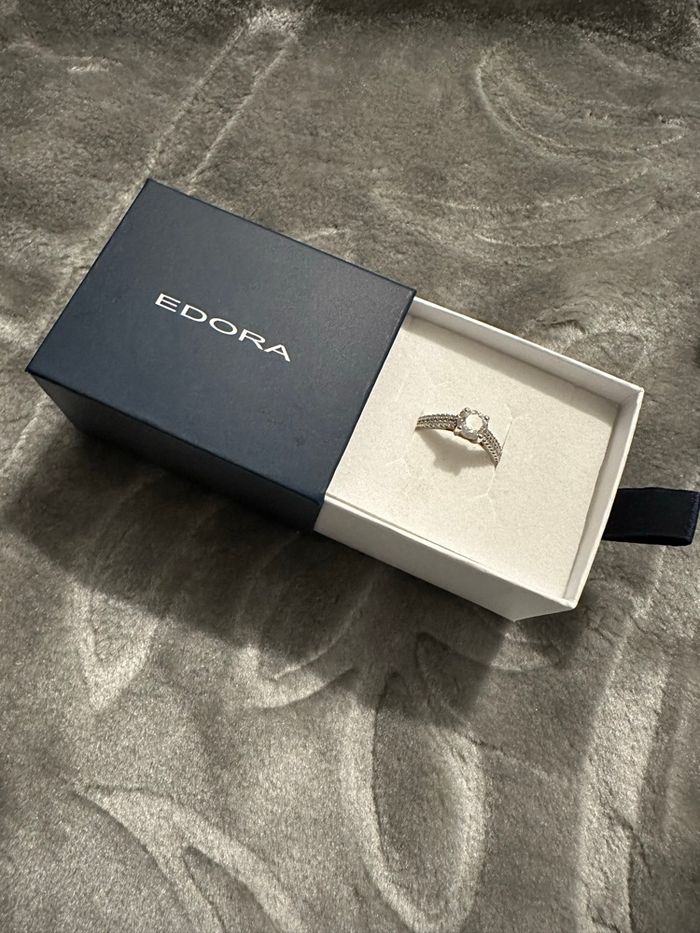 Bague or 375 MIL neuve taille 52 - photo numéro 2