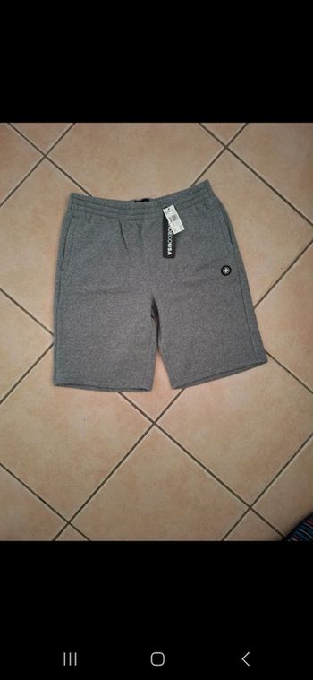 Short neuf av étiquette coton