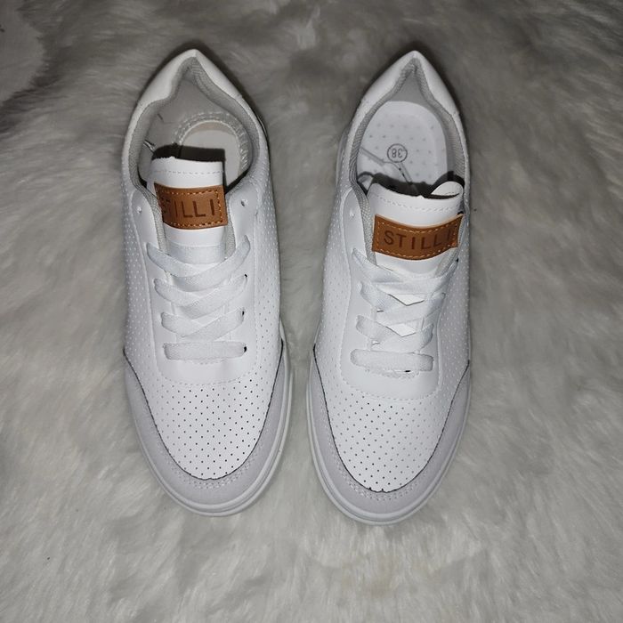 Basket neuf T38