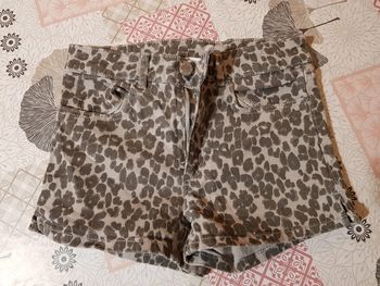 Short H&M 9/10 ans