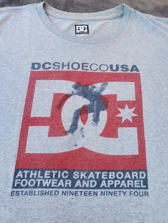 Tee-shirt DC SChoes 12 ans - photo numéro 2