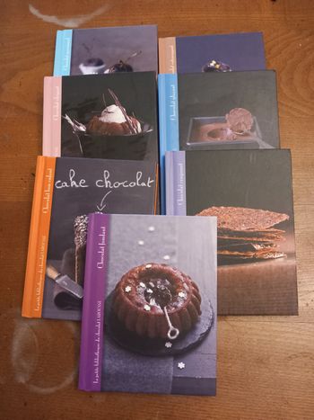 Lot 7 livres la petite bibliothèque du chocolat