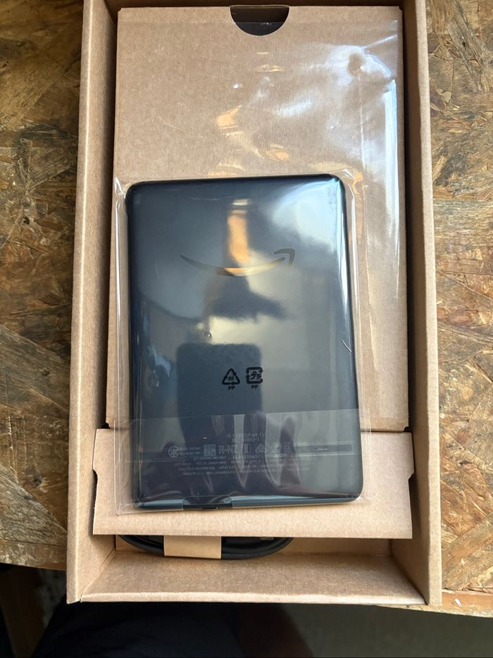 [N.E.U.F] Kindle 2022 11e génération noir - photo numéro 7