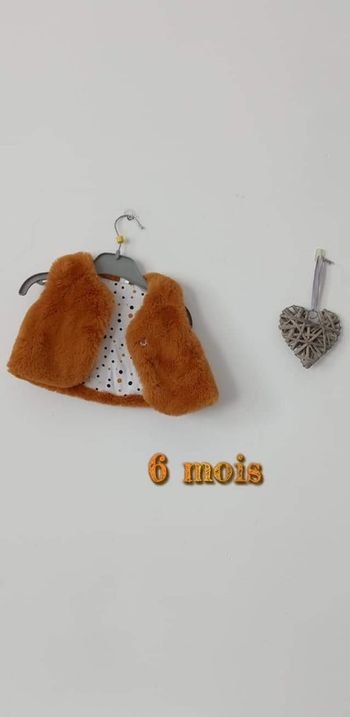 Veste fourrure 6 mois