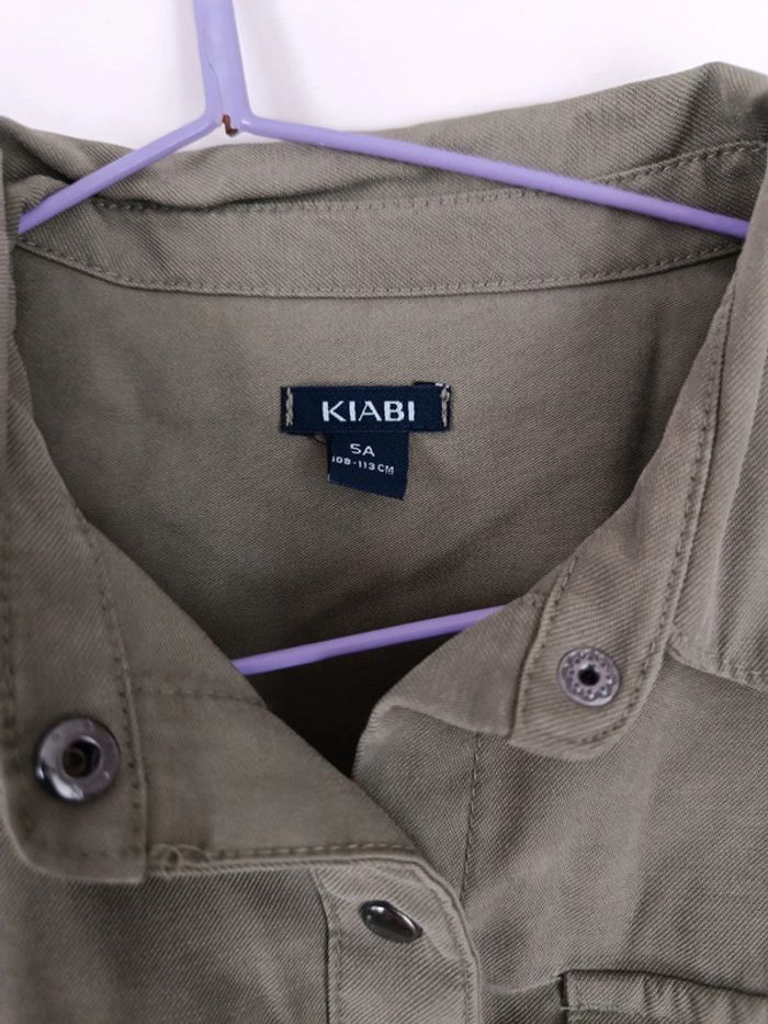 Jolie robe kaki kiabi 5 ans - photo numéro 2