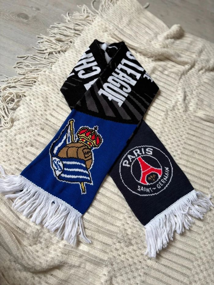 Écharpe supporter PSG - photo numéro 5