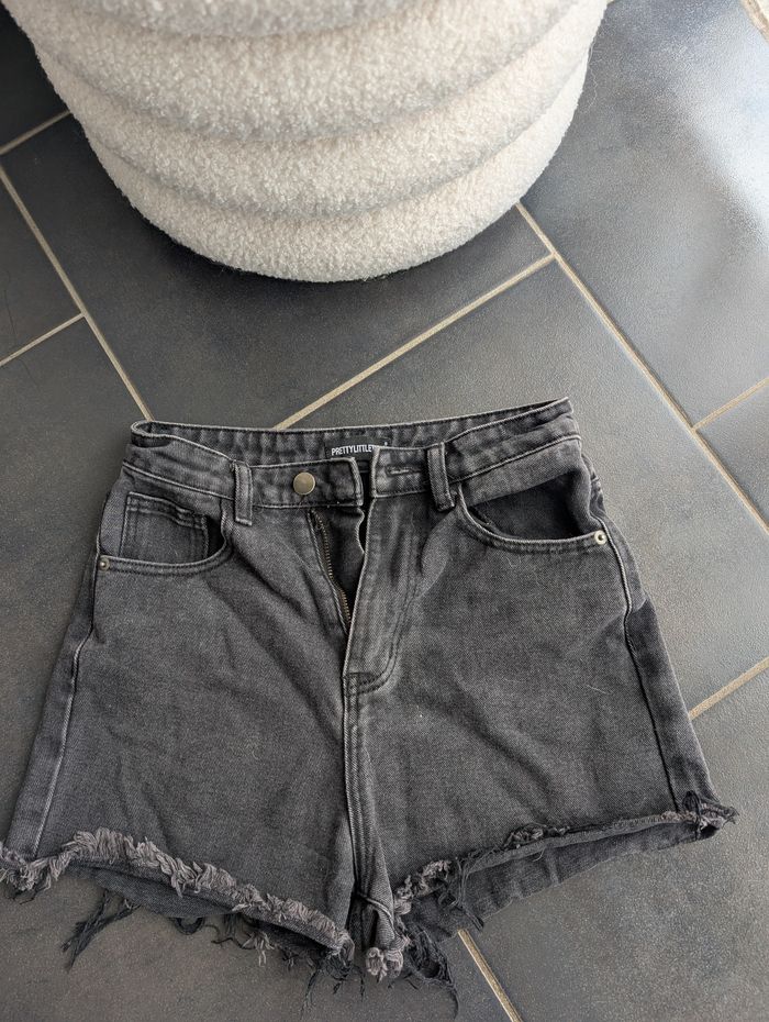 Short en jean noir - photo numéro 5