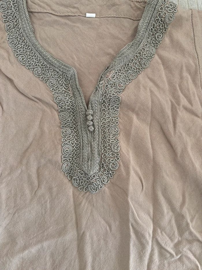 Tenue traditionnelle arabe - photo numéro 2