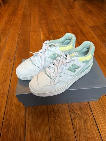 New Balance 550