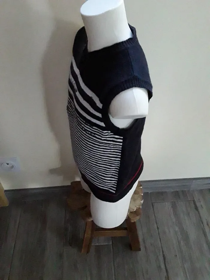 Pull sans manches 6 ans (114 cm) - photo numéro 6