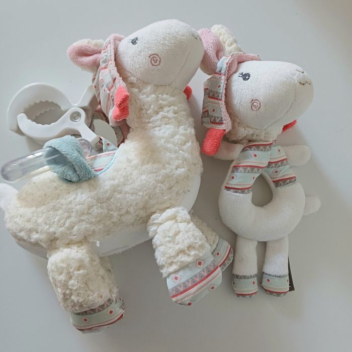 Lot mila le lama Sauthon