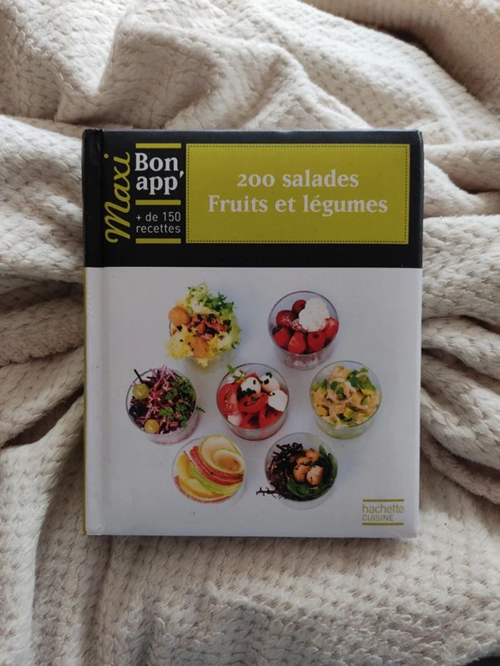 Livres de recettes 200 salades fruits et légumes