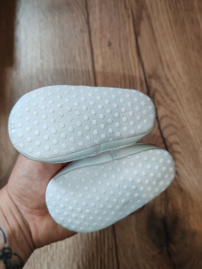 Chaussure bébé fille - photo numéro 2