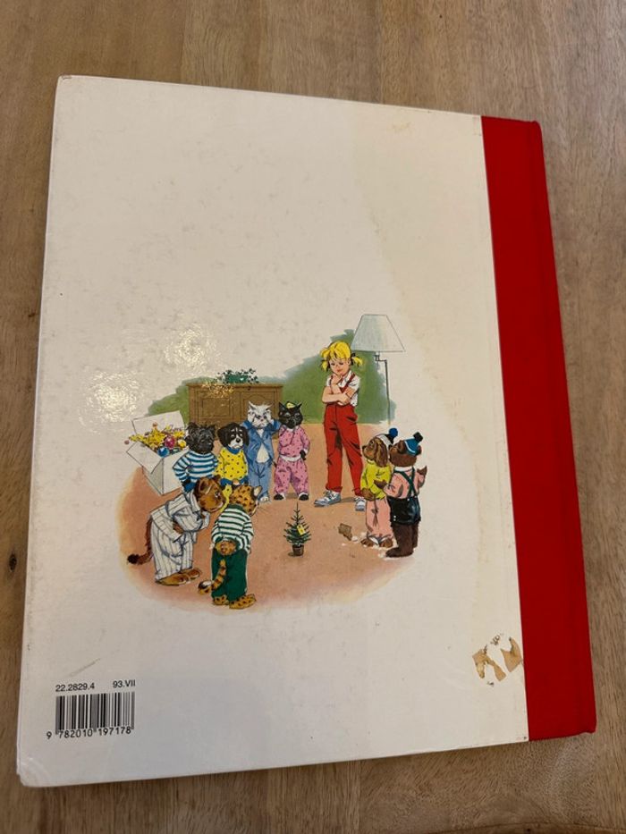 Grand livre Le Noël de Caroline fête hiver reliure rouge état satisfaisant Pierre Probst - photo numéro 2