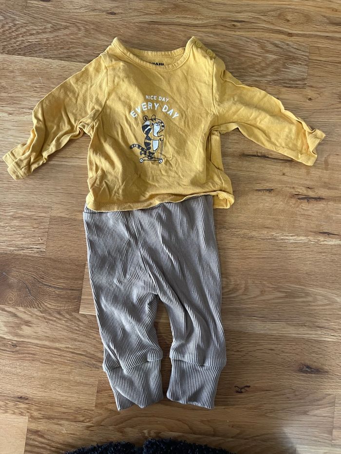 7 ensemble 1 mois - photo numéro 2