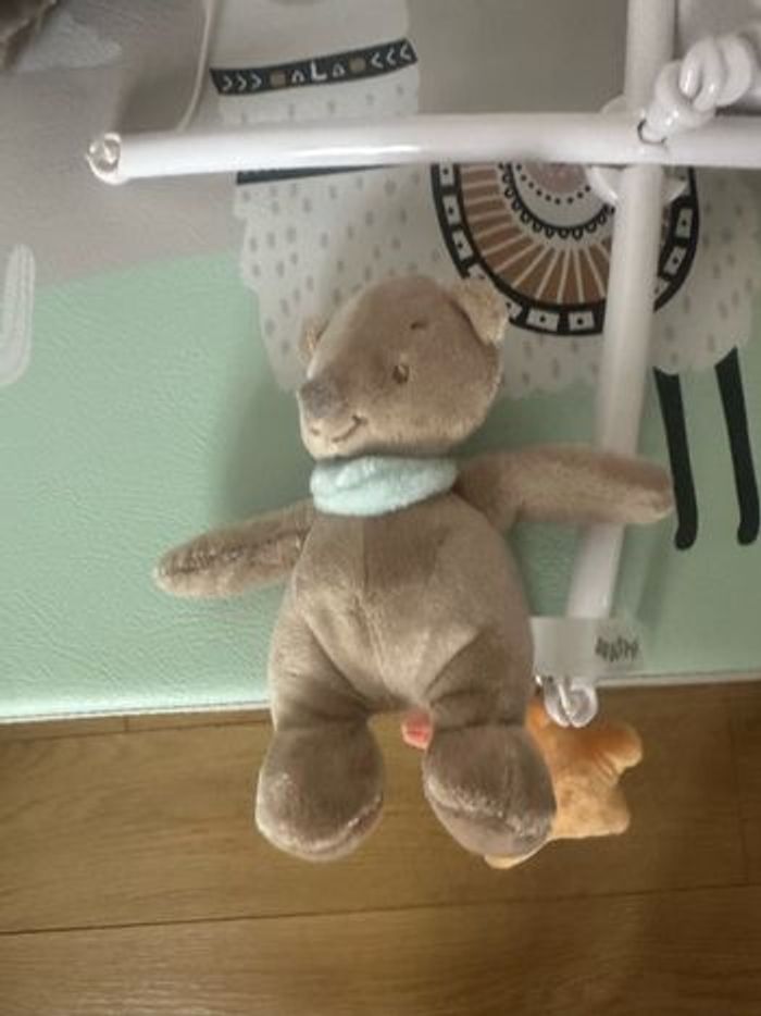 Boîte à musique Nattou avec peluches - photo numéro 3