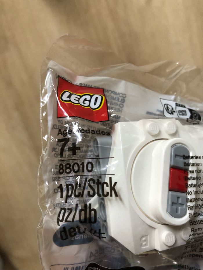 Télécommande lego neuf 88010 - photo numéro 3