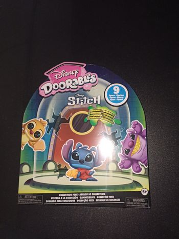 Neuf doorables 9 figurines Disney stitch