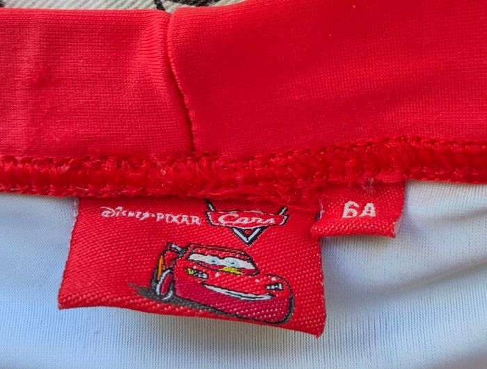 Maillot de bain Cars taille 6 ans - photo numéro 2