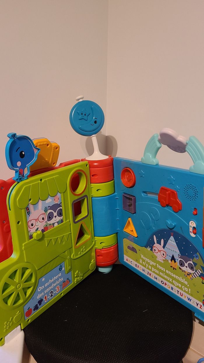 Fisher Price Livre d'activités géant Le voyage de la découverte - photo numéro 4