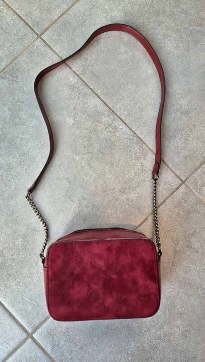 Sac à bandoulière avec chaîne