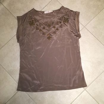 Haut cache cache très bon état