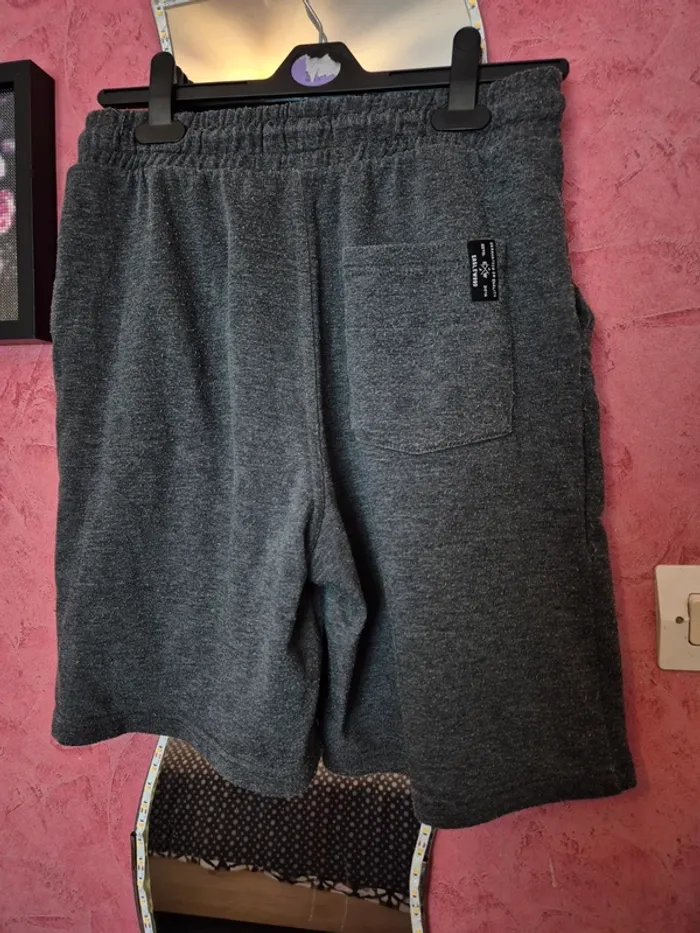 Short - photo numéro 4