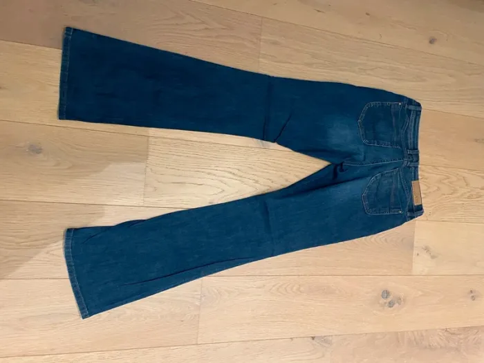 Jeans flare neuf EDC - photo numéro 3