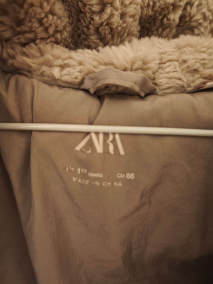 Manteau Zara en peluche - photo numéro 2