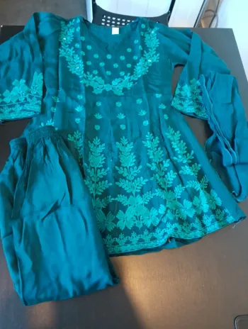Kurta fille neuf 10**11 ans