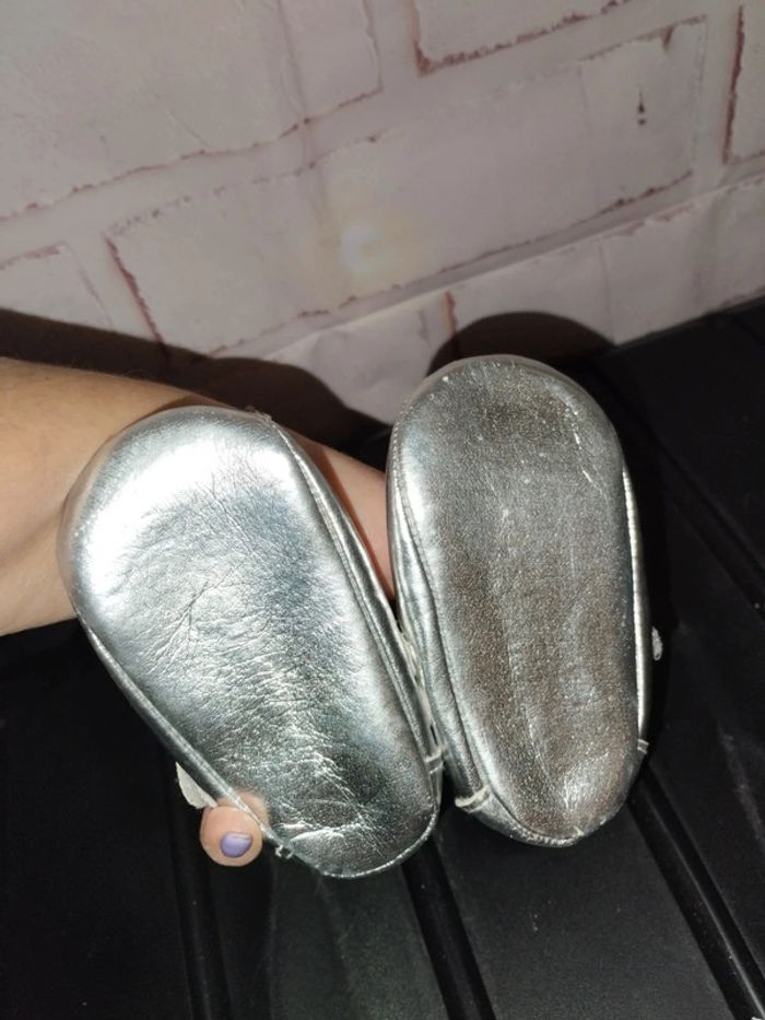 Ballerines argenté 19/20 - photo numéro 2