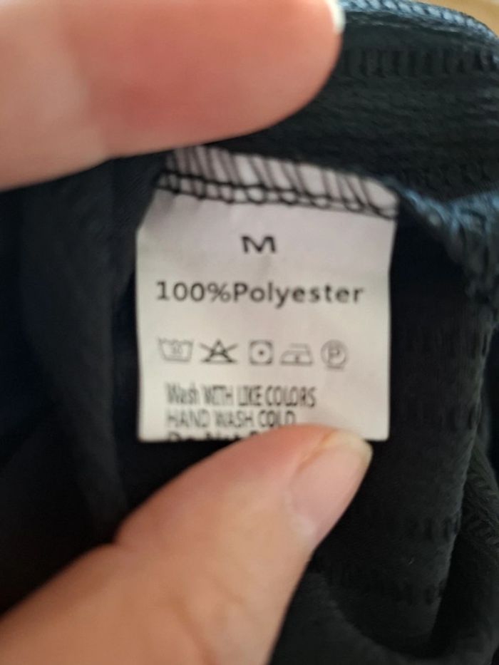 Short T M - photo numéro 3