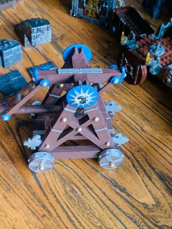 1 belier + 2 catapultes