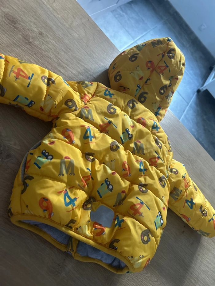 Manteau doudoune à capuche jaune - photo numéro 6