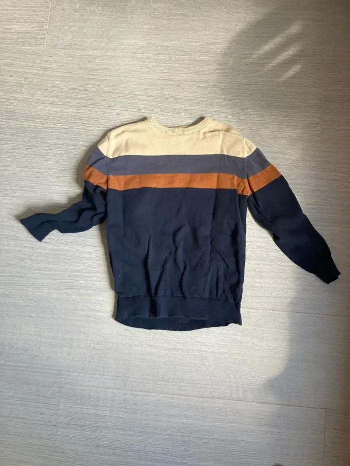 Pull vertbaudet 8ans