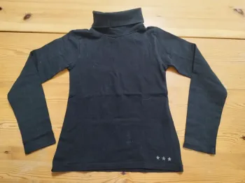 Sous-pull noir