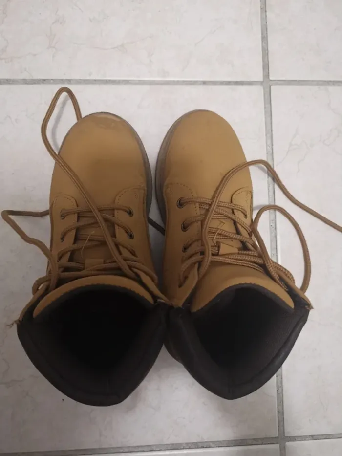 Boots bottines garçon taille 32 - photo numéro 4