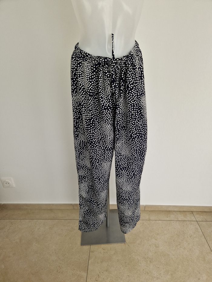 Ensemble blanc et bleu marine à pois blanc - photo numéro 6