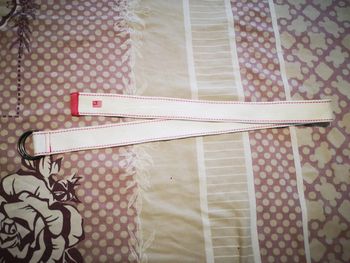 #ceinture tissu blanc et rose