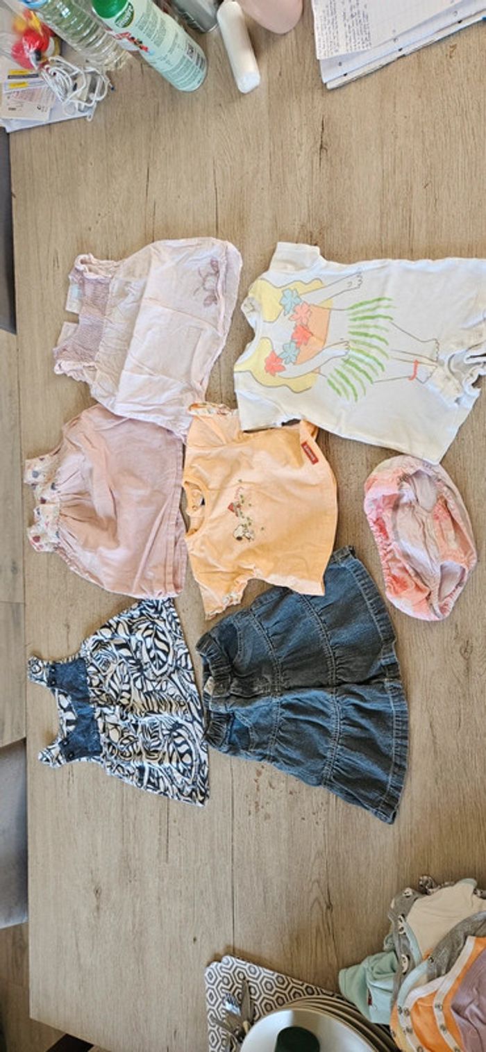Lot de 31 vêtements fille printemps/été, taille 6 mois - photo numéro 9