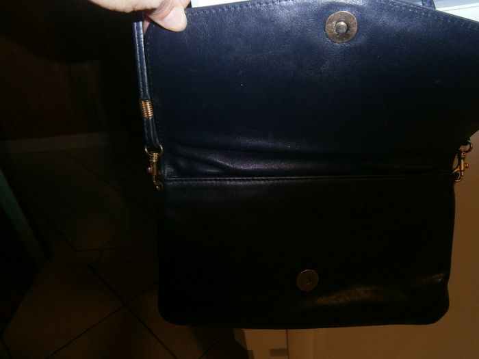 Sac à mains en cuir bleu marine - photo numéro 2