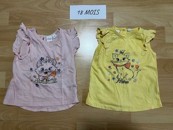 Lot 2 tee shirt Disney baby 18mois fille