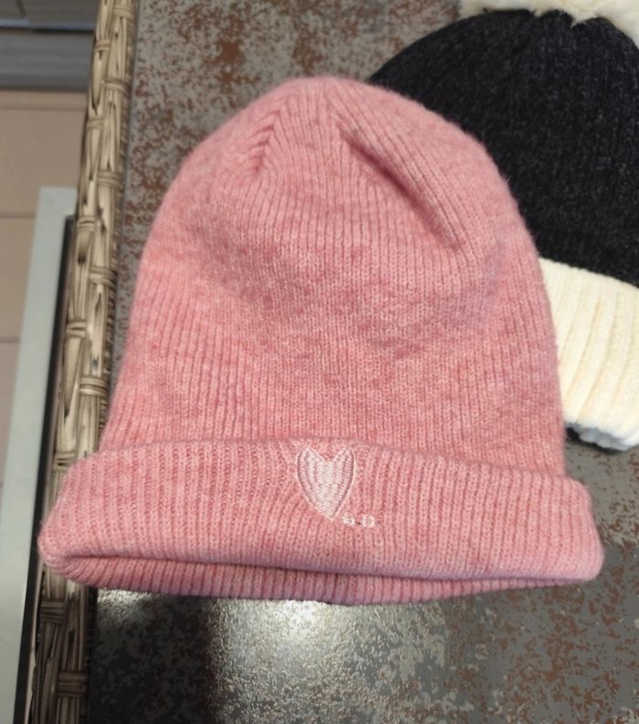 Lot de bonnets - photo numéro 3