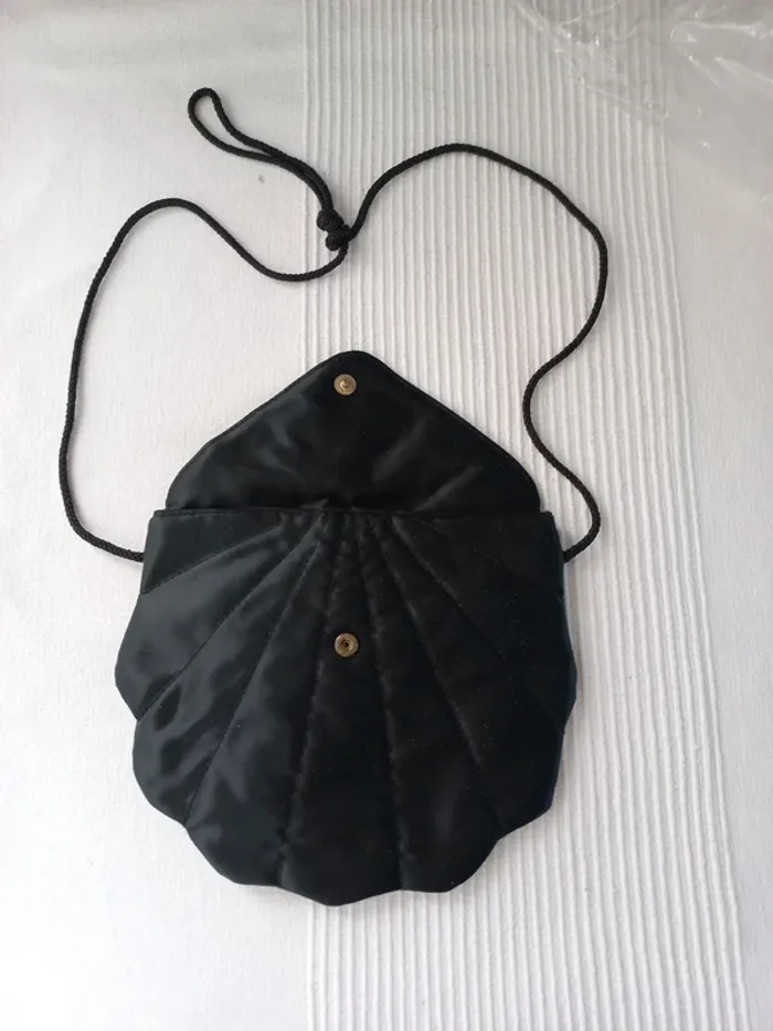 Pochette satin