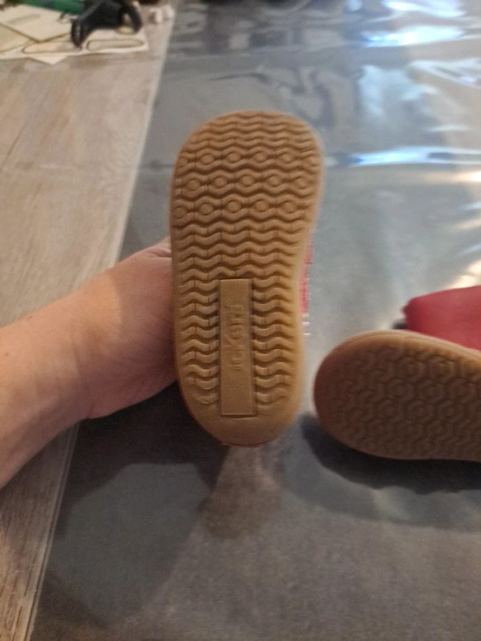 Bottines 21/22 kickers - photo numéro 2