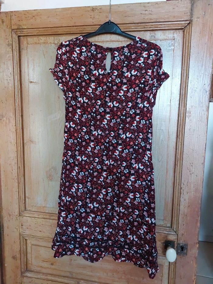 Robe à fleurs - photo numéro 2