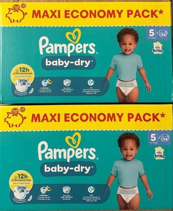 Lot de 02 cartons pampers T5 maxi 