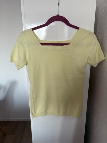 tee-shirts jaune
