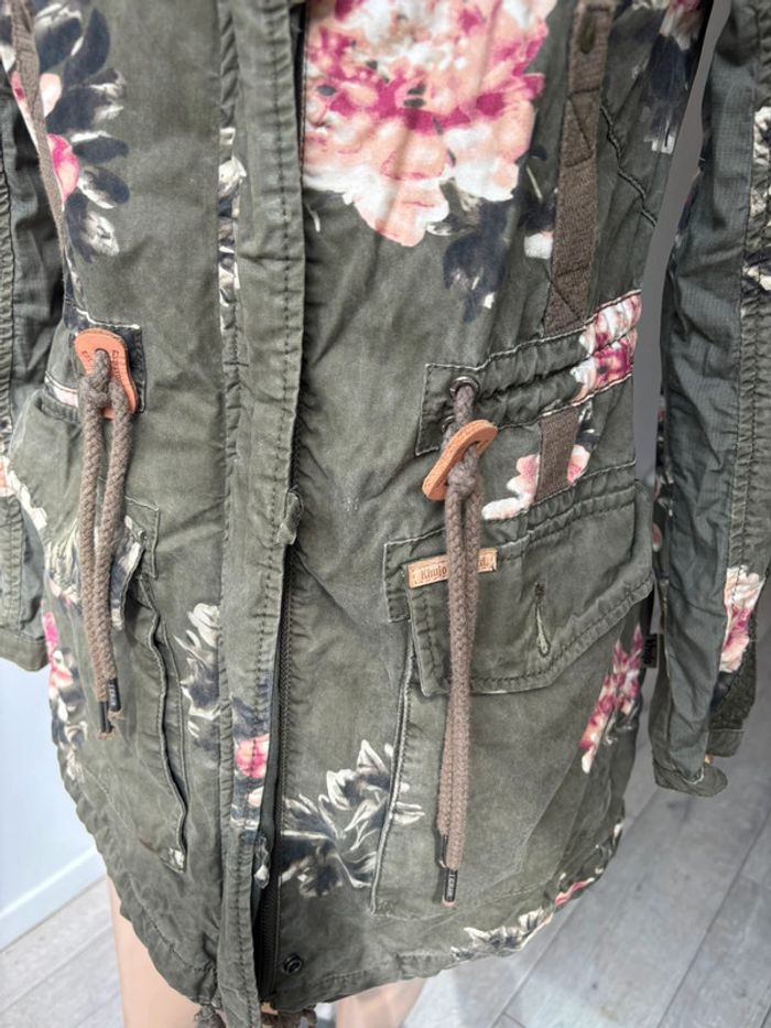 Veste khujo avec capuche modèle à fleurs - photo numéro 4